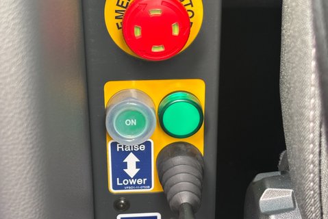 Ford Transit 350 Drw L3 165ps Crew Cab Tipper - 3.5t Towing Capacity / Air Con 33