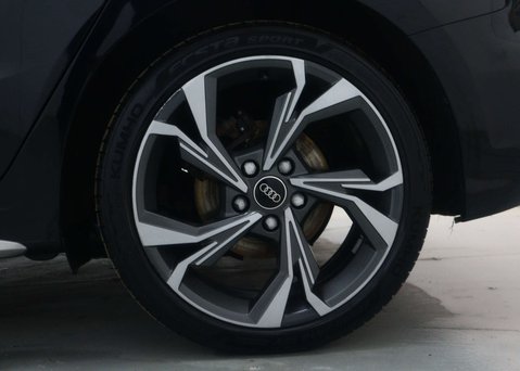 Audi A3 1.0 A3 Sportback 30 TFSI MHEV S Line Semi-Auto 5dr 16