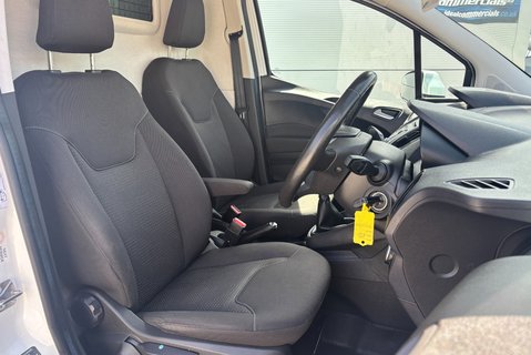 Ford Transit Courier Trend 1.0 Ecoboost 100ps Panel Van - Tailgate / Air Con 4