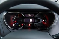 Renault Captur ICONIC TCE 15