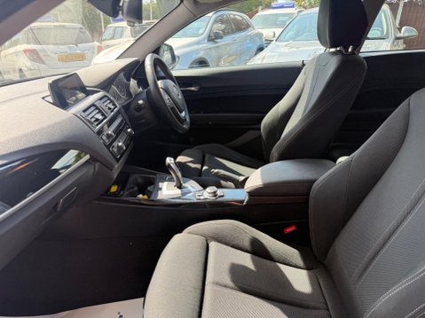 BMW 1 Series 2.0 118d Sport Auto Euro 6 (s/s) 3dr 32