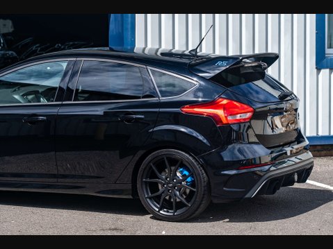Ford Focus 2.3 Focus RS 4WD 5dr 25