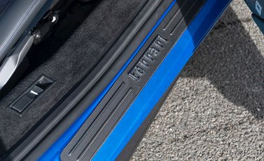 Ferrari 488 Spider 22