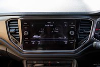 Volkswagen T-Roc SE TSI EVO DSG 28