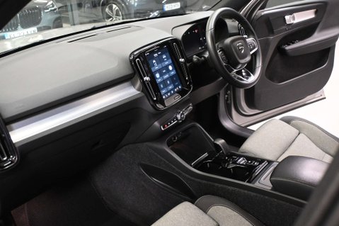 Volvo XC40 2.0 XC40 + B4 MHEV AWD Auto 5dr 21