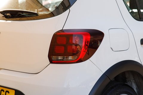 Dacia Sandero Stepway ESSENTIAL SCE 9