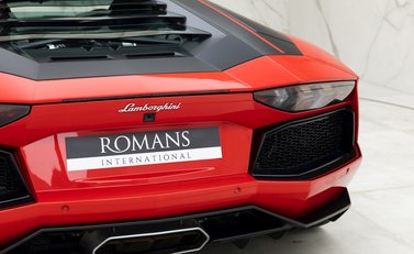 Lamborghini Aventador LP 700-4 Pirelli Edition 23