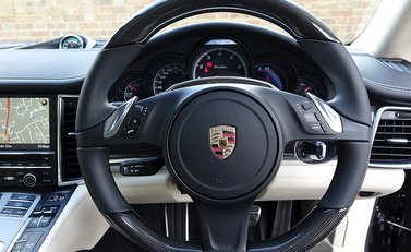 Porsche Panamera Turbo 6