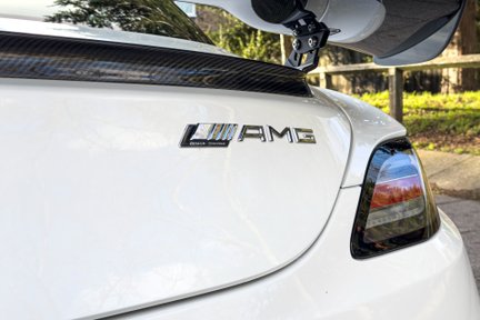 Mercedes-Benz SLS Black Series 16