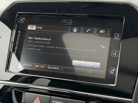 Suzuki Vitara 1.4 Boosterjet 48V Hybrid SZ5 5dr 27