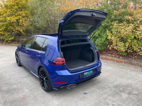 Volkswagen Golf 2.0 TSI R DSG 4Motion Euro 6 (s/s) 5dr 23