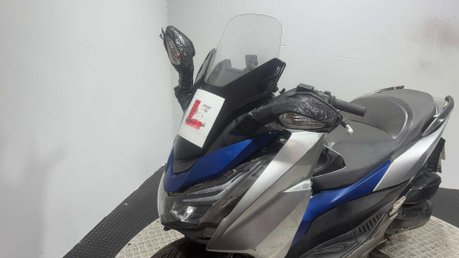 Honda Forza 125 NSS 2018 SPARES OR REPAIR PROJECT SCOOTER LEARNER BIKE 125CC 21