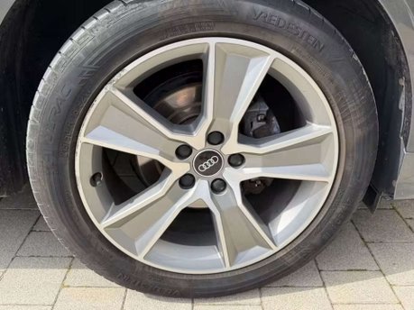 Audi Q2 1.5 TFSI CoD 35 S line SUV 5dr Petrol S Tronic Euro 6 (s/s) (150 ps) 28