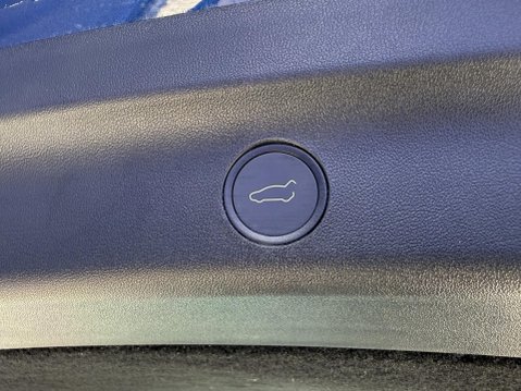 Tesla Model Y (Dual Motor) Long Range SUV 5dr Electric Auto 4WDE (384 bhp) 23
