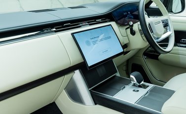 Land Rover Range Rover P460e Autobiography LWB 20
