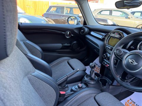 Mini Hatch 2.0 Cooper S Hatchback 3dr Petrol Manual Euro 6 (s/s) (192 ps) 15