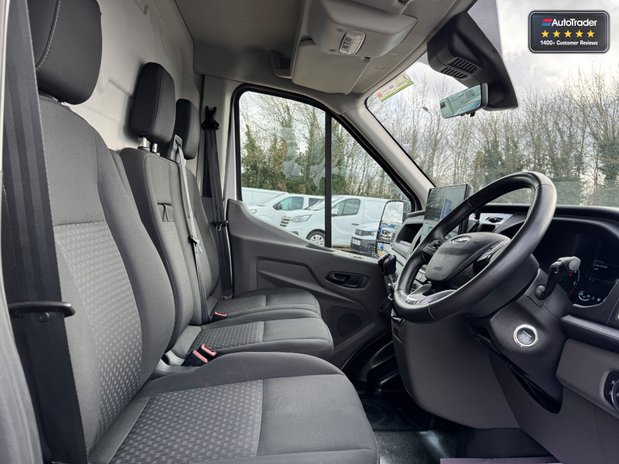 Ford Transit LWB L3H2 Medium Roof Limited 350 Air Con SELECT 20
