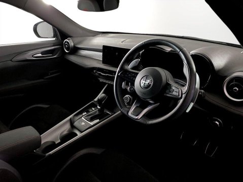 Alfa Romeo Tonale 1.3 VGT 15.5kWh Veloce SUV 5dr Petrol Plug-in Hybrid Auto Q4 AWD Euro 6 (28 12