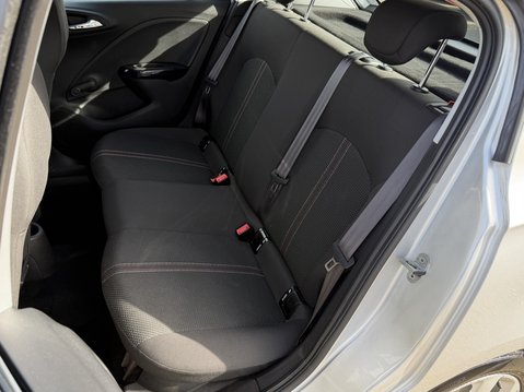 Vauxhall Corsa 1.4 SRi Nav 5dr 37