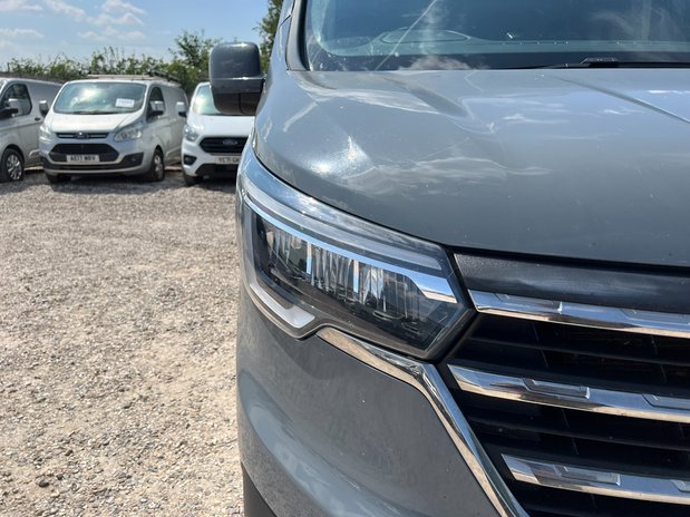Renault Trafic AUTO SWB L1 Sl28 Sport Edc Dci Air Con Alloys Sensors Cruise EURO 6 21