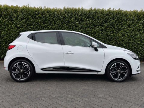 Renault Clio 1.5 dCi Iconic Hatchback 5dr Diesel Manual Euro 6 (s/s) (90 ps) 6