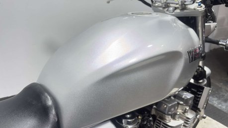 Yamaha XJR1300 2001 37K 1 OWNER NEW MOT SERVICED MUSCLE BIKE 1300CC 42