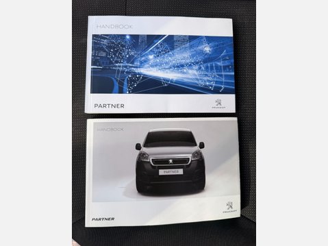 Peugeot Partner 1.6 BlueHDi 854 Professional Panel Van 5dr Diesel Manual L1 (112 g/km, 97.6 38