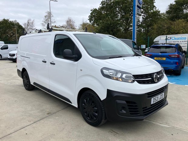 Vauxhall Vivaro VIVARO L2 DIESEL 2900 1.5d 100PS Dynamic H1 Van 1