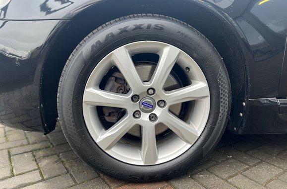 Volvo V70 2.0 D4 SE LUX AUTOMATIC ESTATE 13