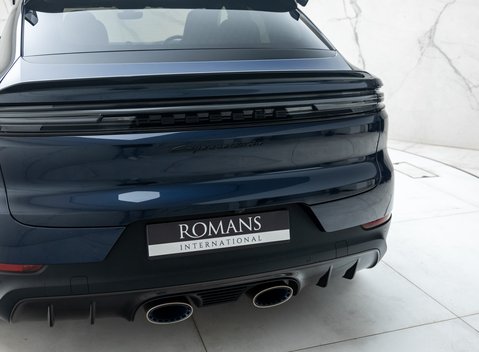 Porsche Cayenne TURBO E-HYBRID COUPE WITH GT PACKAGE 36