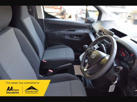 Vauxhall Combo 1.6 Combo 2300 Edition S/S 32