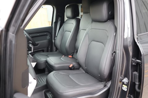 Land Rover Defender 110 2026 HARD TOP  6 SEATER  HSE 350 SEEKER STYLED WITH REAR LAND ROVER SEATS  16