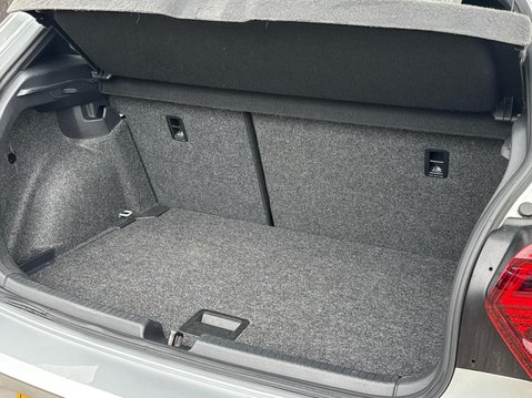 Volkswagen Polo R-LINE TSI DSG 22