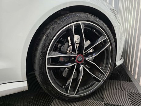 Audi RS6 4.0 TFSI V8 Estate 5dr Petrol Tiptronic quattro Euro 6 (s/s) (560 ps) 23