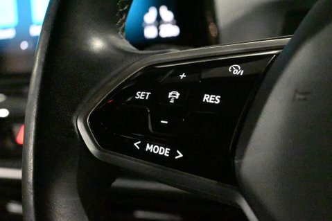 Volkswagen ID.3 Pro Performance 58kWh Life Auto 5dr 168