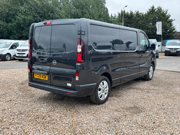 Nissan Primastar LWB L2H1 [SOLD MT] Low Roof Tekna Air Con Alloys Cam Nav Sensors EURO 6 6