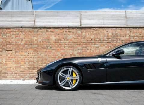 Ferrari GTC4 Lusso 8