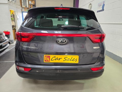 Kia Sportage 1.7 CRDi 2 Euro 6 (s/s) 5dr 8