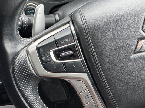 Mitsubishi Outlander 2.0h 12kWh Juro CVT 4WD Euro 6 (s/s) 5dr 21