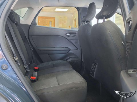 Renault Captur 1.6 E-TECH evolution Auto Euro 6 (s/s) 5dr 67