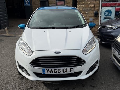 Ford Fiesta ZETEC WHITE EDITION SPRING 3