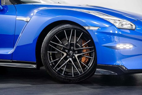 Nissan GT-R Premium Edition 3.8 2dr Coupe Semi Auto Petrol 5