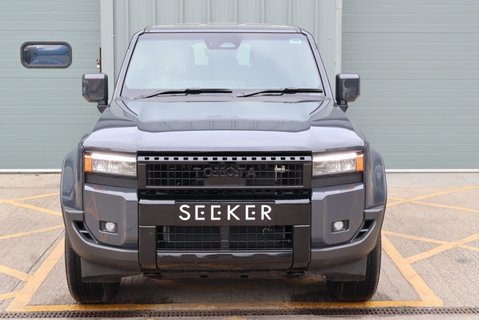 Toyota Land Cruiser BRAND NEW COMMERCIAL WITH A OEM REAR SEAT CONVERSION 10