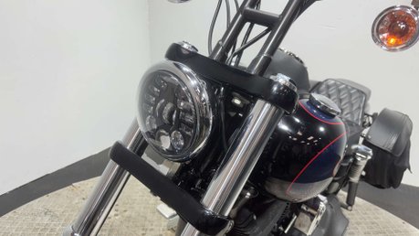 Harley-Davidson Dyna 1690 FXDBA STREET BOB LIMITED 2013 23K CUSTOM BUILD 18