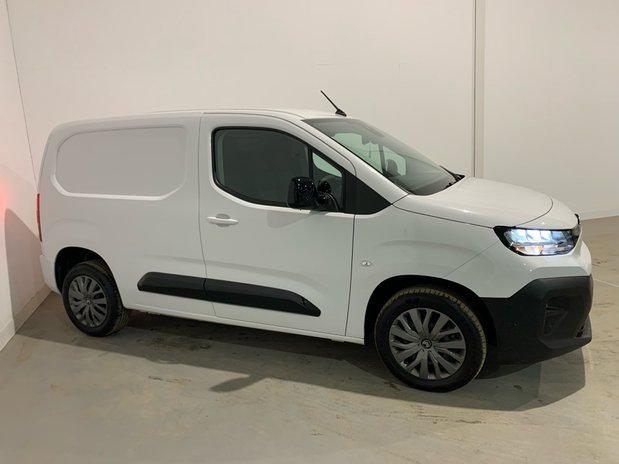 Citroen Berlingo Berlingo M Diesel 1.5 Blue HDi 100ps Van Driver 3