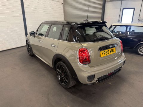Mini Hatch 1.5 Cooper Sport 5dr 10
