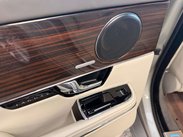 Jaguar XJ 3.0d V6 Portfolio Auto Euro 5 4dr 37
