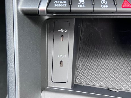 Audi Q3 1.5 TFSI CoD 35 S line Sportback S Tronic Euro 6 (s/s) 5dr 60