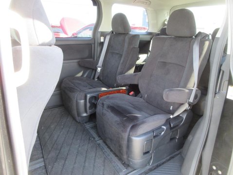 Toyota Vellfire 2.4 Z PLATINUM SELECTION + 7 Seats 11