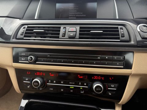 BMW 5 Series 2.0 525d SE Touring 5dr Diesel Auto Euro 6 (s/s) (218 ps) 18